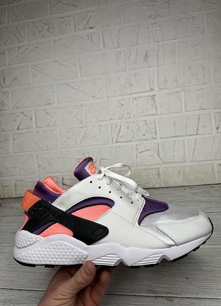Крутые яркие кроссовки nike air huarache в расцветке bright mango.