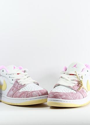 Nike air jordan retro 1 low paint drip