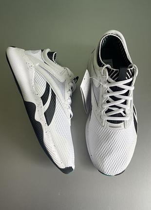 Кросівки reebok hiit tr 40,5 р