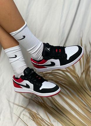 Кроссовки женские nike jordan red black