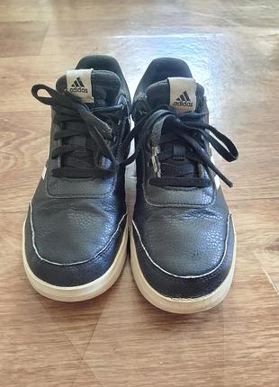 Кроссовки adidas для парня 38
