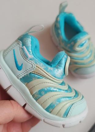 Оригінальні nike р21 довжина устілки по факту 12.5см
ц370грн