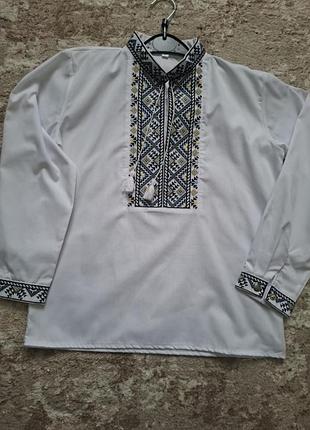 Вышитая рубашка