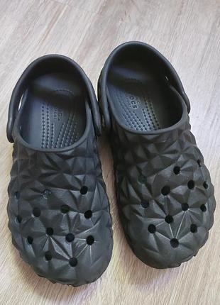 Кроксы crocs geometric размер j1, стелька 21 см.