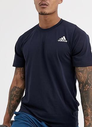 Футболка adidas