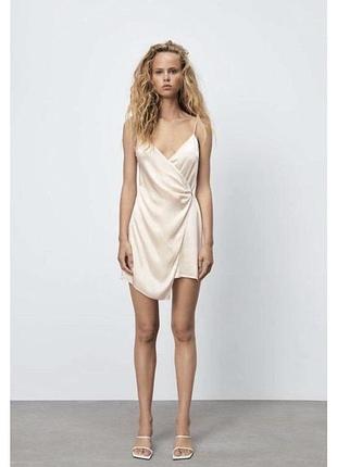 Сатинова сукня на запах на брительках zara