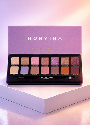 Anastasia beverly hills norvina eyeshadow palette