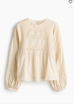 Красива бавовняна блуза з мереживом фірми h&m