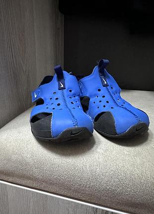 Сандалі nike