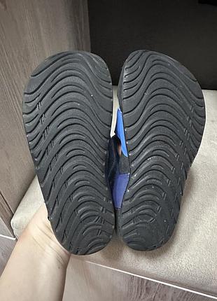 Сандалі nike 4