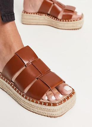 Asos босоніжки на платформі коричневі