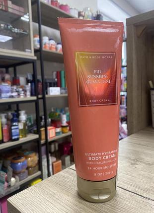 Крем для тіла bath & body works fiji sunshine guava-tini об'ємом 226 г.