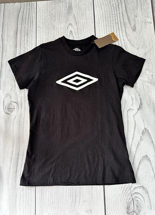 Оригінальна чорна жіноча футболка umbro розмір s