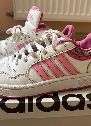 Кросівки adidas 35 р 21,5 см