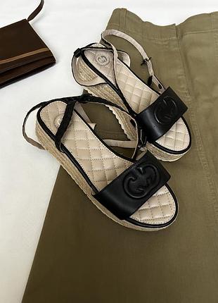 Босоніжки сандалі  шкіра gerry weber.