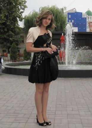 Плаття для леді