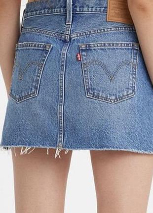 Джинсовая мини юбка левайс levi’s