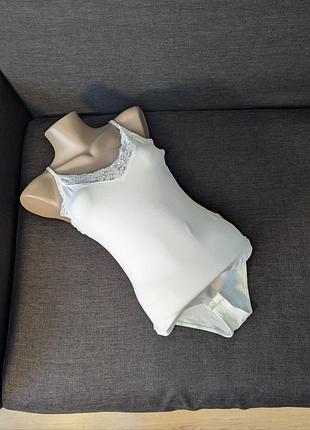 Молочный боди с кружевом h&amp;m