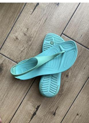 Crocs сандалії