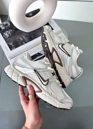 Кросівки 👟 жіночі 🦤