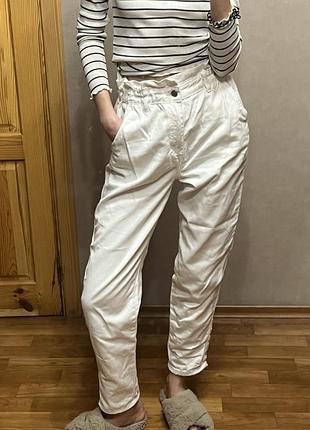 Штани мом reserved