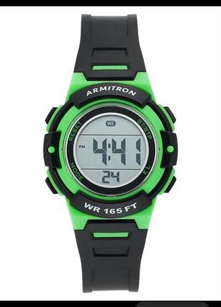 Спортивний цифровий годинник armitron pro sport (чорно-зелений)