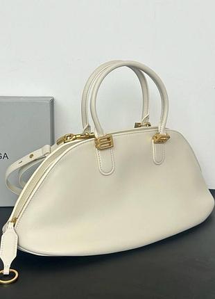 Жіноча сумка з натуральної шкіри balenciaga