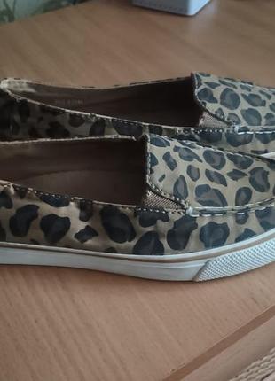 Тканевые мокасины ботинки топсайдеры sperry леопардовые