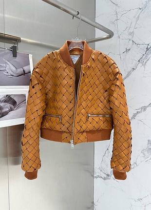 Жіноча плетена куртка з натуральної шкіри bottega veneta