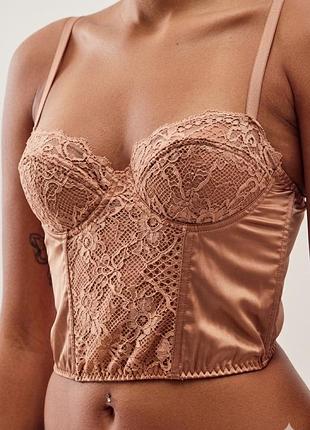 Корсет топ urban outfitters s