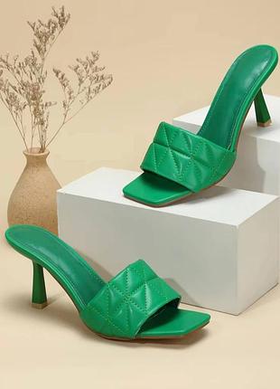 Продам стильні шлепки босоніжки 👡 40/40,5 ❤️