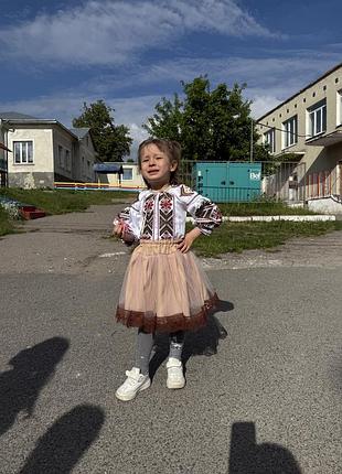 Продаю дитячий український костюм не вгадала розмір донечці малюватий вділа один раз дефекти відсутні