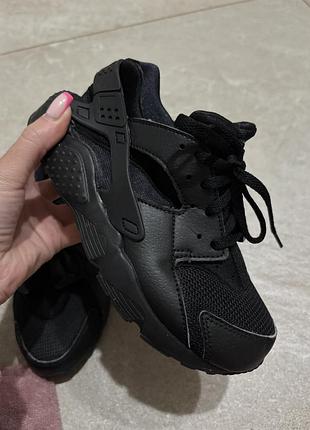 Nike кросівки