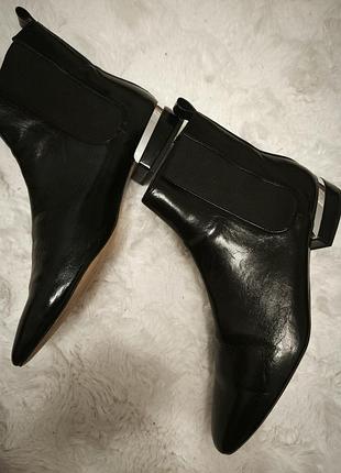Ботльоны челси женские zara