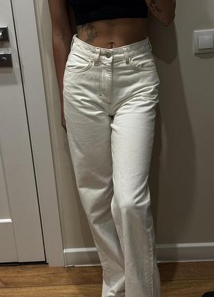 Женские молочные брюки zara