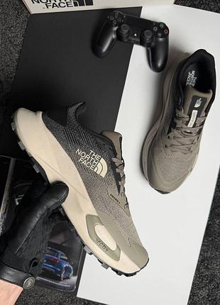 Чоловічі кросівки the north face vectiv enduris 4 khaki beige black