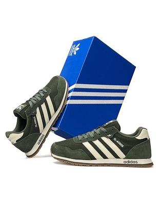 Чоловічі кросівки adidas cl moss beige