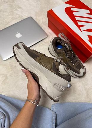 Nike air zoom vomero roam light bone