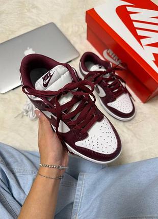 Nike sb dunk team red bordo white