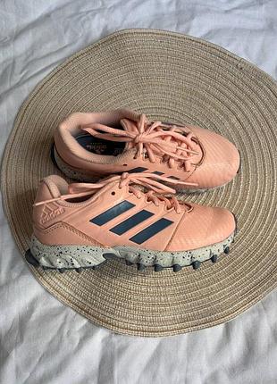 Дитячі кросівки adidas розмір 31