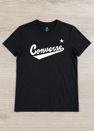 Класна футболка converse s