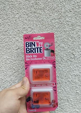 Освежитель для мусорного бака bin brite berry blast 2x5 г – гелевые блоки против запаха до 30 дней