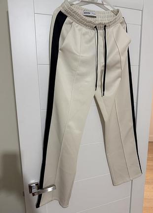 Штани bershka