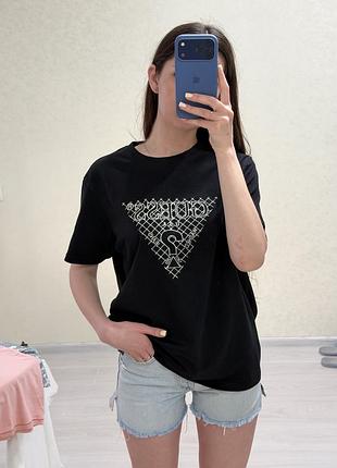 Жіноча футболка guess