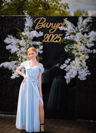 Продам выпускное ( вечернее) платье, размер с, хс, на рост 157, одето один раз в выпуск.