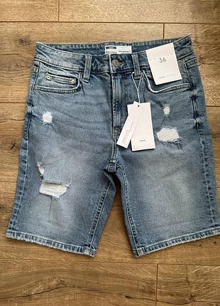 Чоловічі шорти bershka