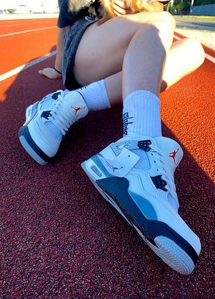 Nike air jordan 4 white cement