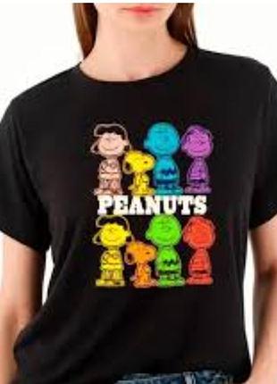 Чорна футболка унісекс з принтом персонажів «peanuts».