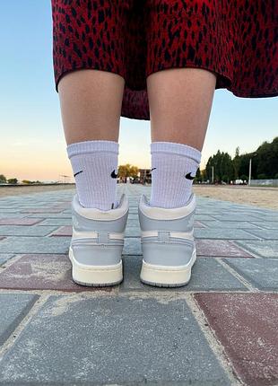 Nike air jordan 1 retro high pale lilac