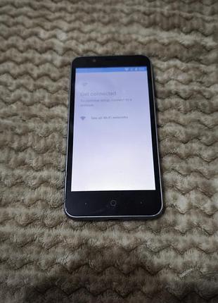 Zte  z 855